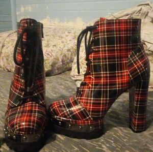 Jessica Simpson Irella's 7½